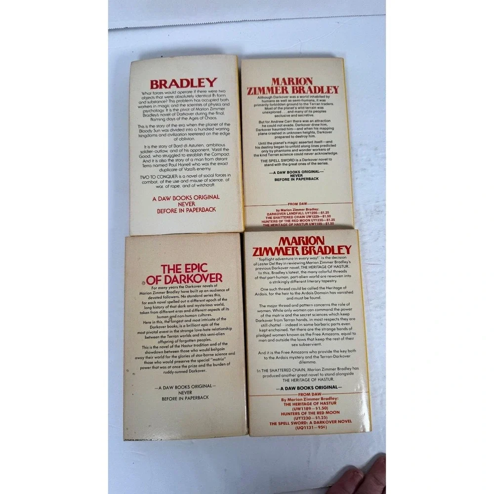 Marion‎ Zimmer Bradley Darkover Novels DAW Books Sci-Fi Fantasy Paperback Lot 4